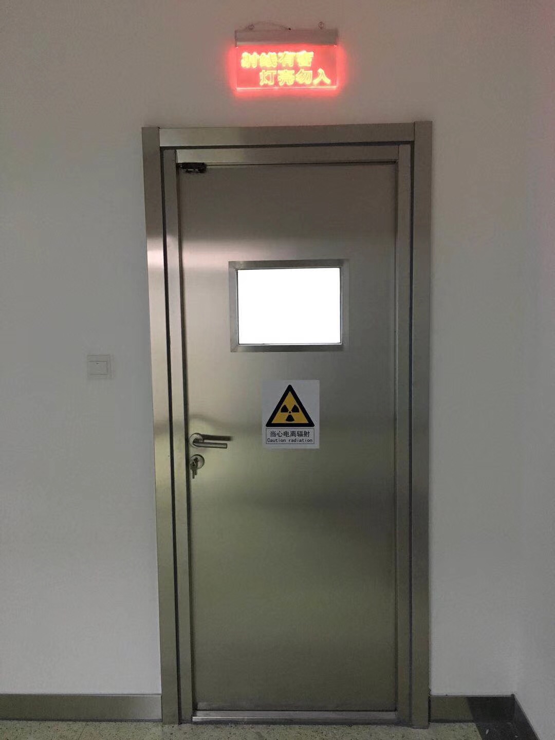 可定制的云南医用铅门实体厂家